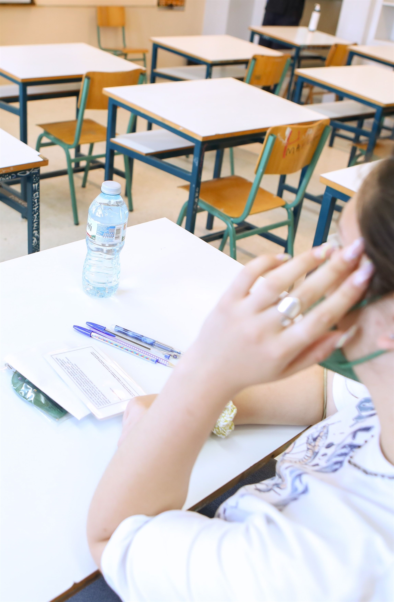 πανελλαδικές-στο-περιθώριο-οι-εξετά-562045864