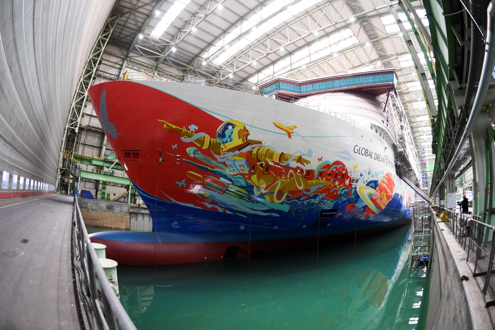 το-μεγαλύτερο-κρουαζιερόπλοιο-στον-κ-562036492