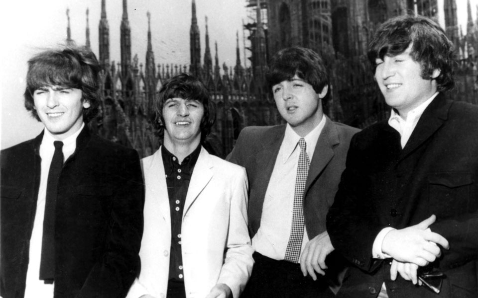 the-beatles-σε-επανέκδοση-το-άλμπουμ-revolver-με-ακυ-562031866