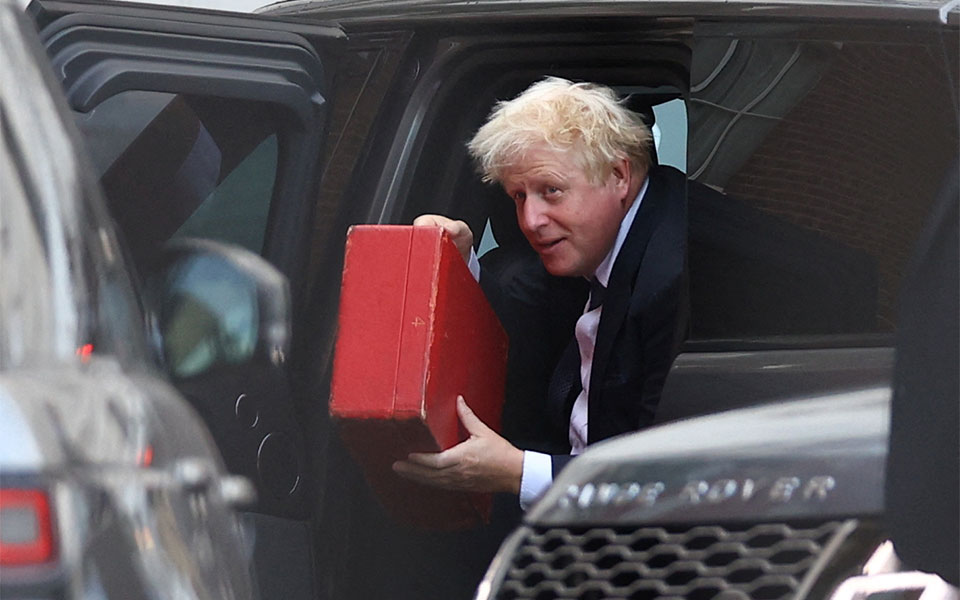 μπόρις-τζόνσον-συγχαρητήρια-στη-λιζ-τ-562028146