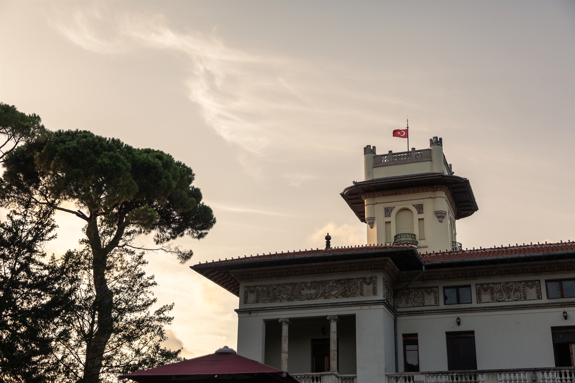 Η σαγήνη της Πόλης: Ο χρόνος σταματάει στις επαύλεις των σουλτάνων-3