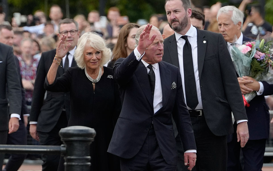 Βασίλισσα Ελισάβετ: Ο Κάρολος στο Μπάκιγχαμ – Στις 8 το πρώτο του διάγγελμα ως βασιλιάς-1