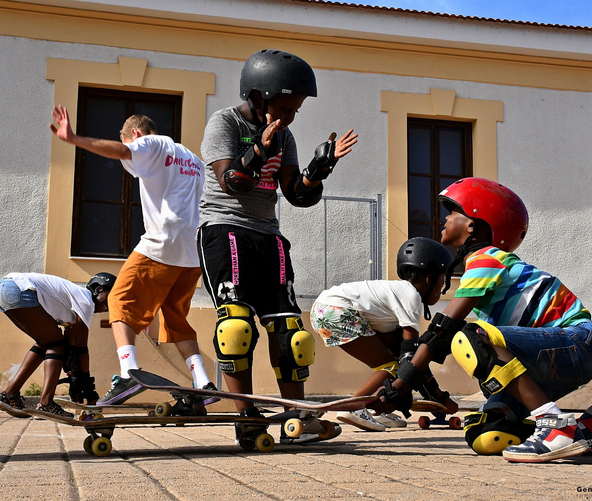 street-φεστιβάλ-still-ballin-για-μια-κοινωνία-πο-562055485