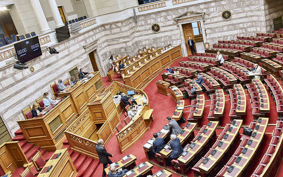 παρακολουθήσεις-αγκάθια-στην-ατζέ-562031047