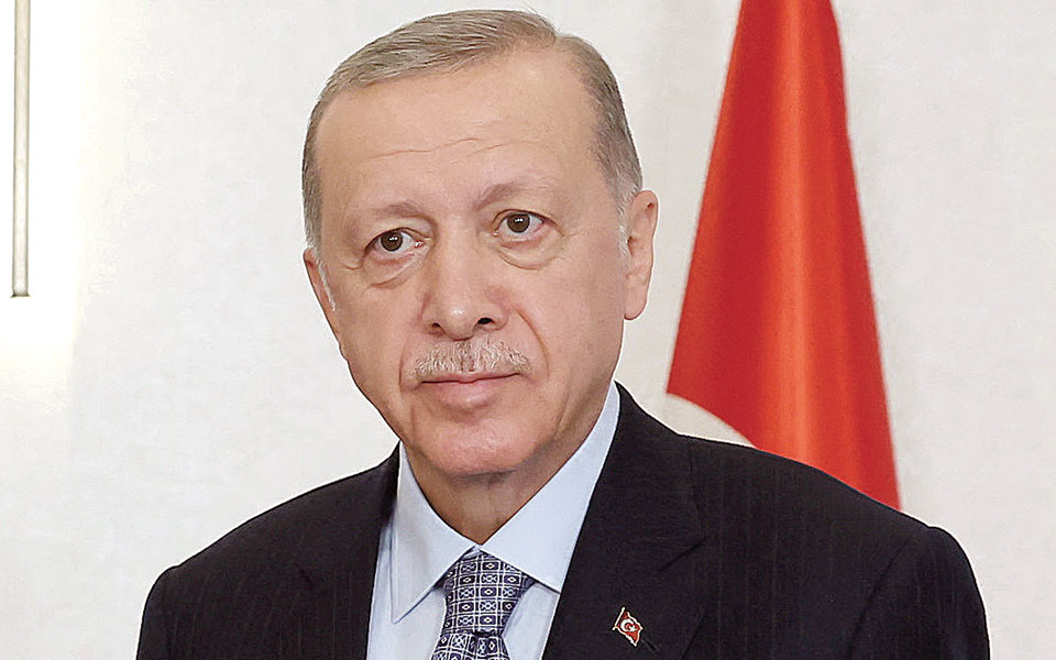 δυτικά-αντίποινα-κατά-άγκυρας-562046437