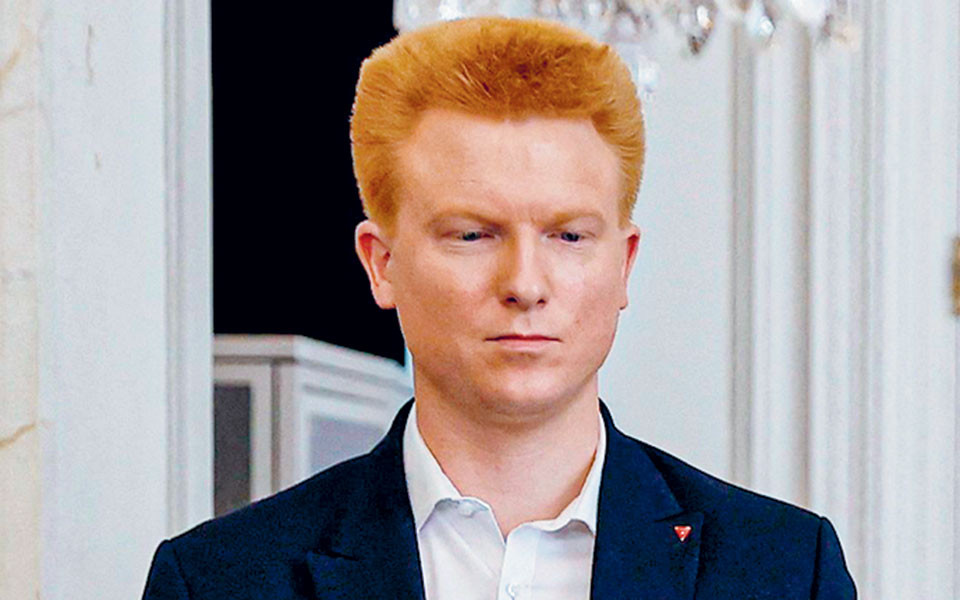 γαλλία-προβλήματα-για-μελανσόν-λόγω-562052683