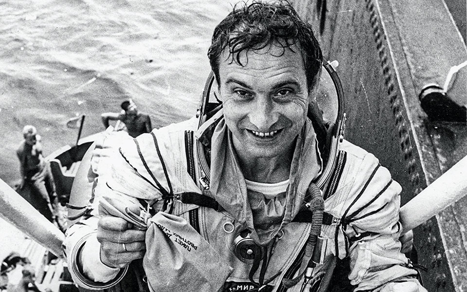 βαλέρι-πολιακόφ-μόνιμος-κάτοικος-τ-562061152