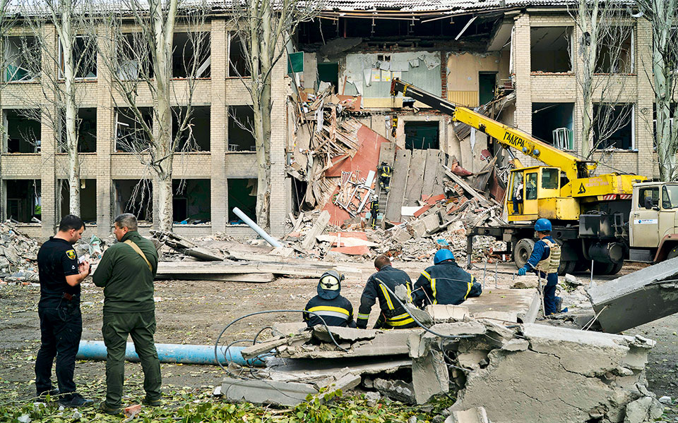 πόλεμος-στην-ουκρανία-με-νέες-κυρώσει-562067386