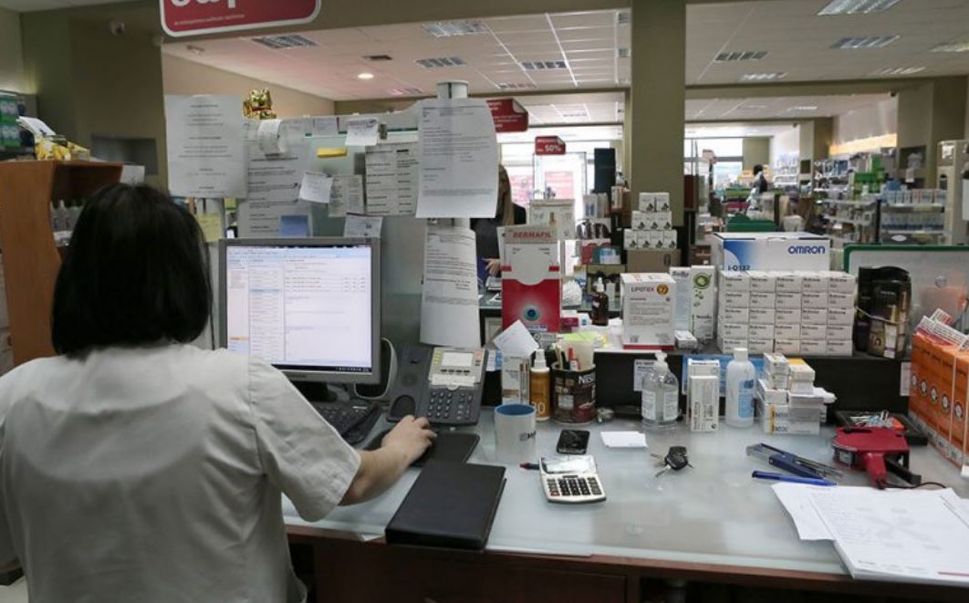 προσωπικός-γιατρός-ξεπέρασαν-τα-25-εκα-562035484