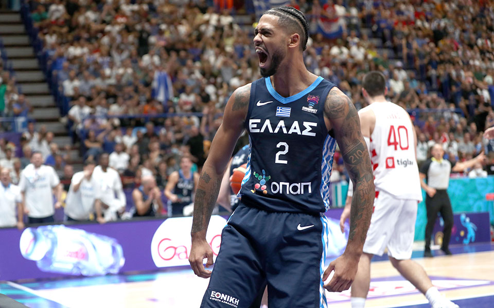 ευρωμπάσκετ-2022-με-το-καυτό-χέρι-του-ντόρ-562024654