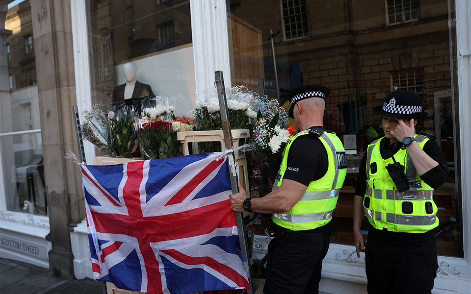 λονδίνο-διαδηλώτριες-αποδοκίμασαν-τ-562040083