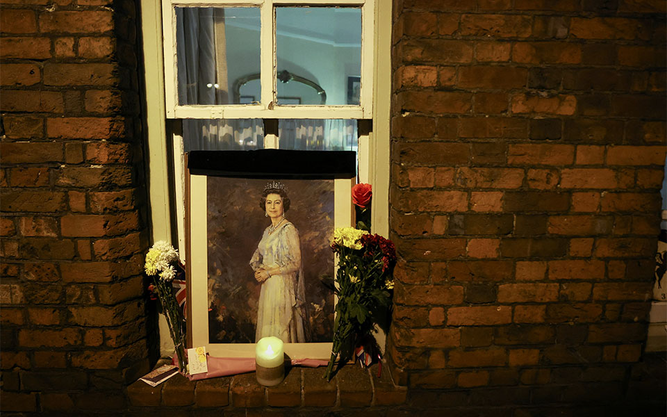 βρετανία-ενός-λεπτού-σιγή-στη-μνήμη-τη-562050331