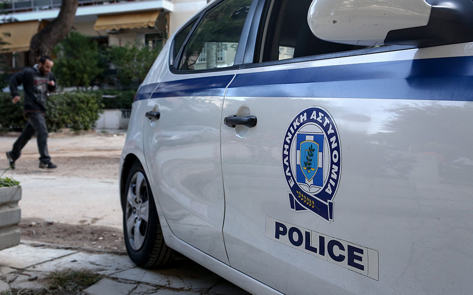 χανιά-κουκουλοφόρος-επιτέθηκε-με-μαχ-562058443