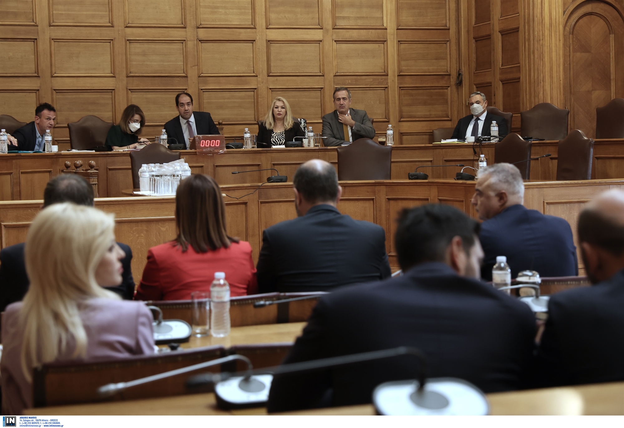 εξεταστική-παρακολουθήσεις-ακραία-562042294