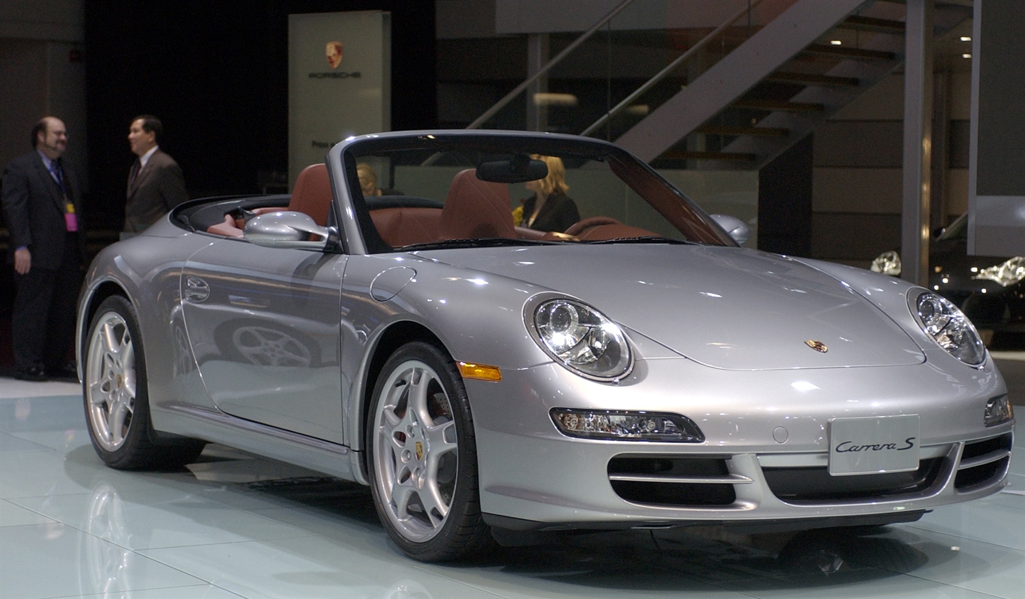 h-porsche-πατάει-γκάζι-για-το-χρηματιστήριο-γ-562057675