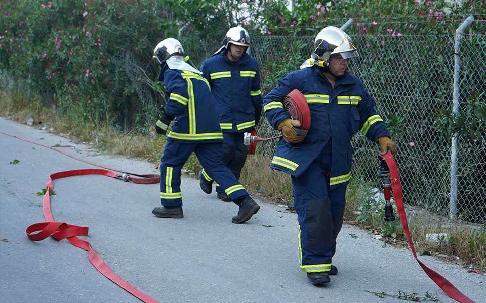 μυτιλήνη-υπό-έλεγχο-η-φωτιά-στην-περιο-562027336