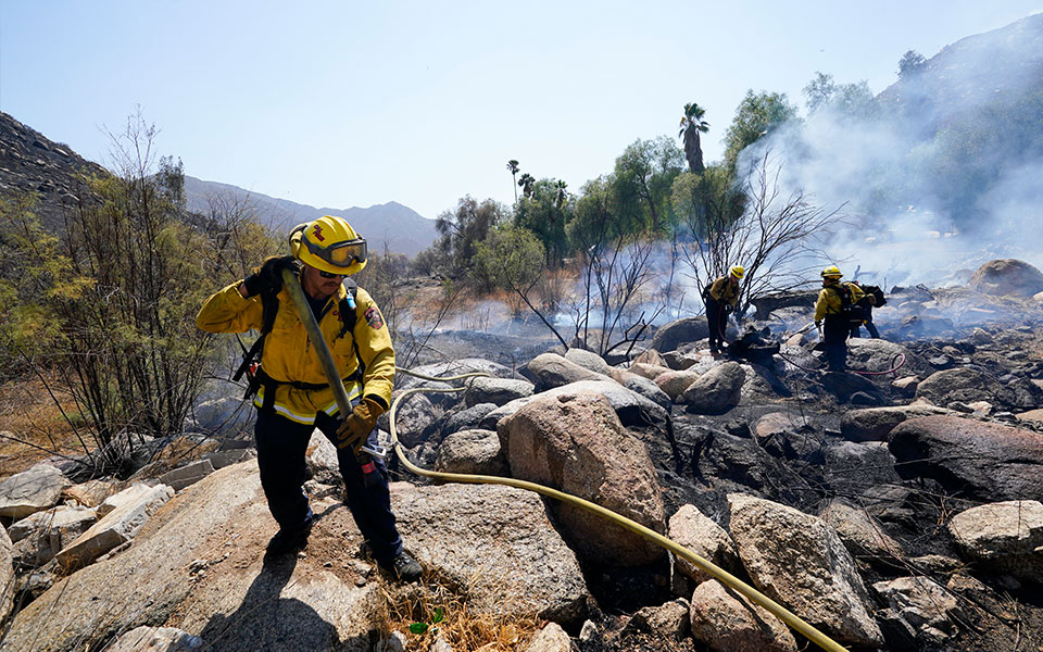 ηπα-τεράστια-πυρκαγιά-στα-περίχωρα-το-562035007