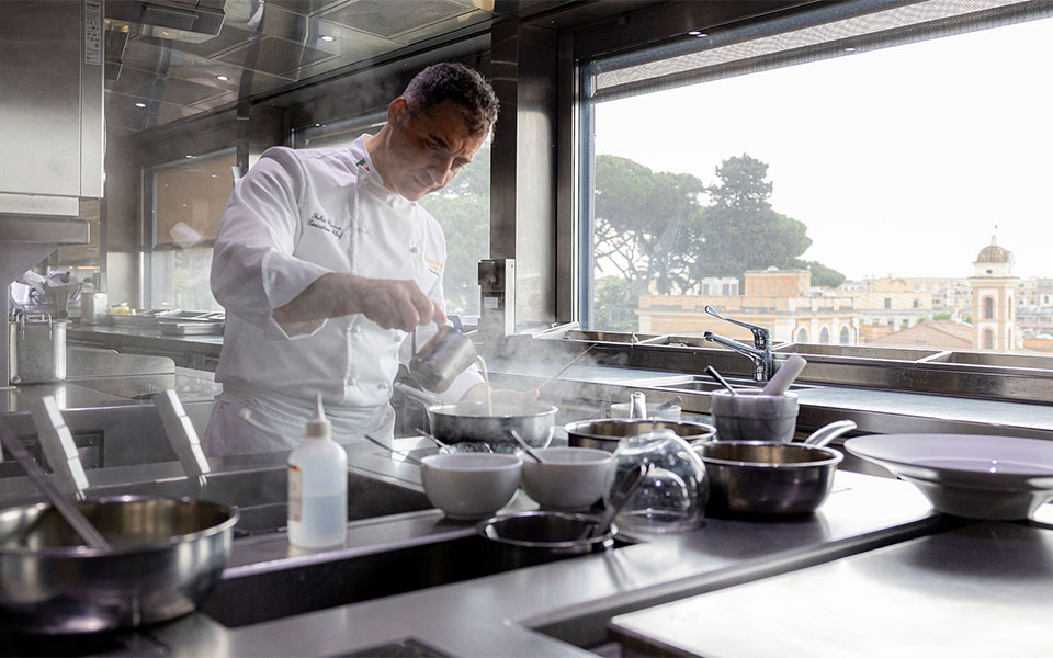 cacio-e-pepe-μια-συνταγή-εμπειρία-με-αστέρι-michelin-562022791
