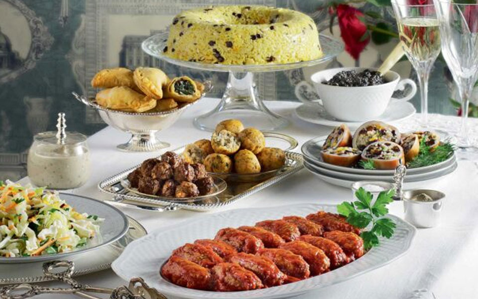 αφιέρωμα-σμύρνη-27-μοναδικές-συνταγές-μ-562044931