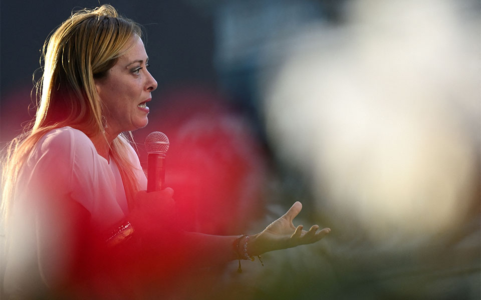 τζόρτζια-μελόνι-η-τέλεια-καταιγίδα-γι-562062601