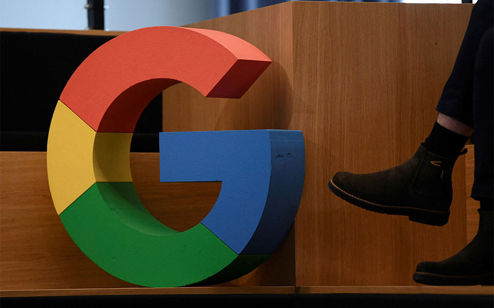 το-κρυφό-μήνυμα-στο-λογότυπο-της-google-και-σ-562024657