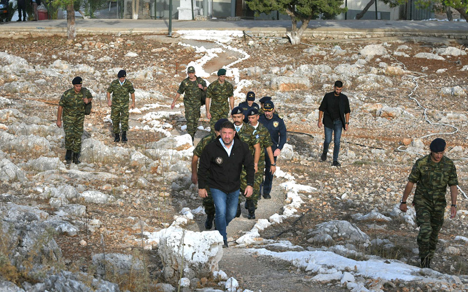 Μονάδες και φυλάκια σε Χάλκη, Αστυπάλαια και Κάσο επισκέφθηκε ο Νίκος Χαρδαλιάς-1