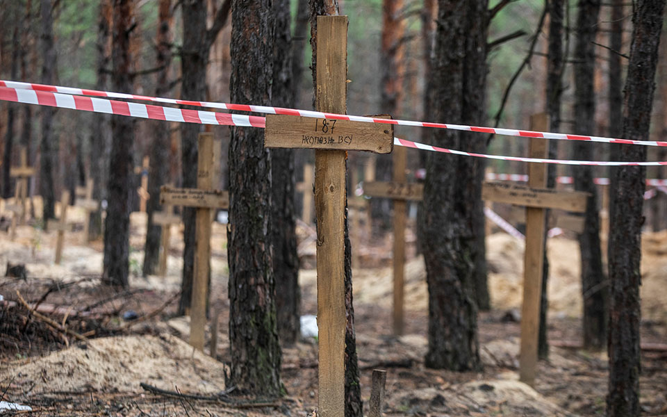 κίεβο-σε-αμάχους-ανήκουν-οι-σοροί-στον-562046755