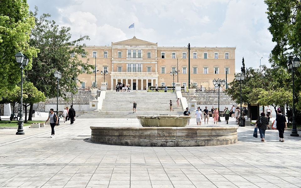 καιρός-αύριο-ζέστη-αφρικανική-σκόνη-κ-562038439