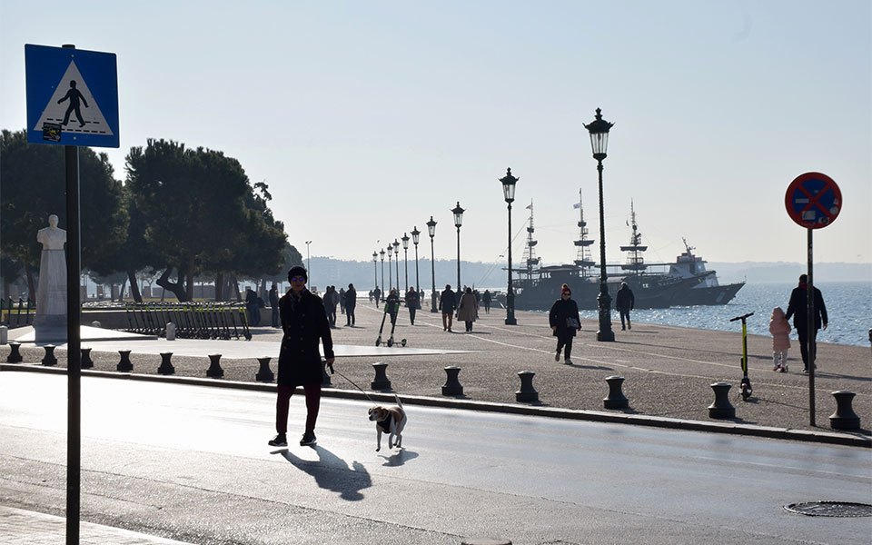 καιρός-αύριο-ηλιοφάνεια-και-άνοδος-τη-562058602