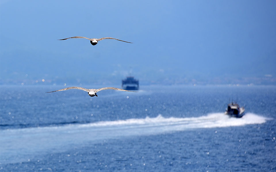 καιρός-αίθριος-με-πρόσκαιρες-νεφώσει-562032832