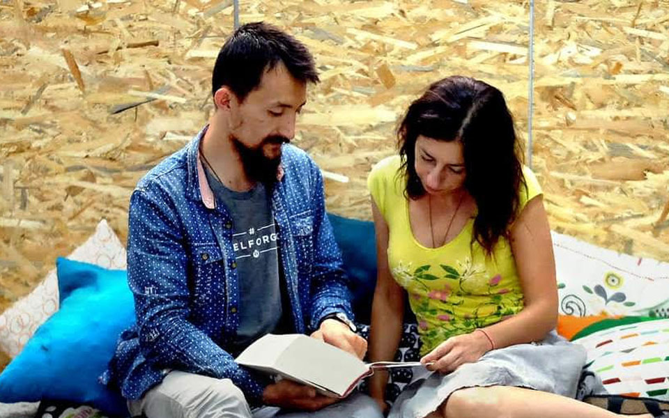 Κυψέλη: Μια βιβλιοθήκη… χωνευτήρι πολιτισμών-4