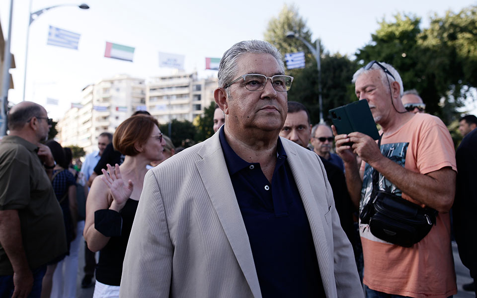 ΔΕΘ: Σε εξέλιξη οι πορείες στη Θεσσαλονίκη – Σε αστυνομικό κλοιό το Βελλίδειο (εικόνες – βίντεο)-5