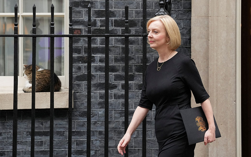 βρετανία-πρωτόγνωρο-βάπτισμα-πυρός-γ-562035964