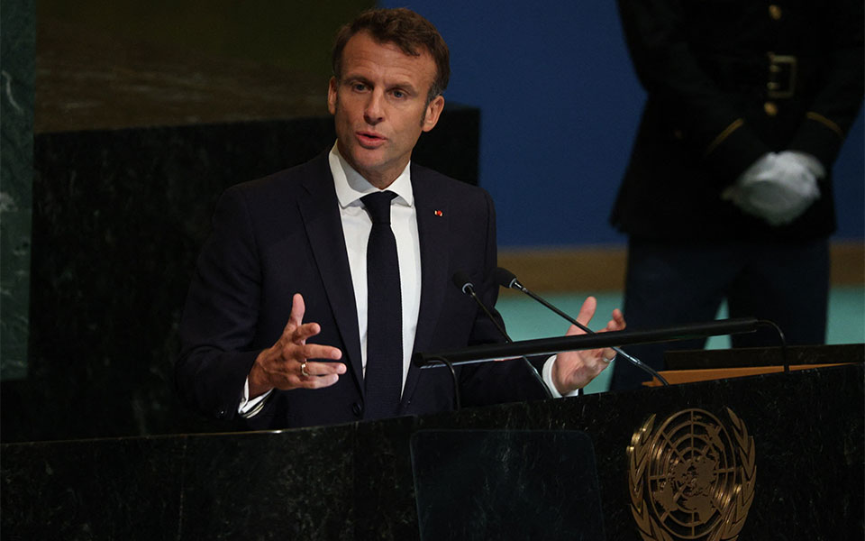 μακρόν-η-ρωσική-εισβολή-στην-ουκρανία-562053454