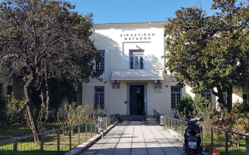 βόλος-νεαρή-με-αναπηρία-κατήγγειλε-το-562034959