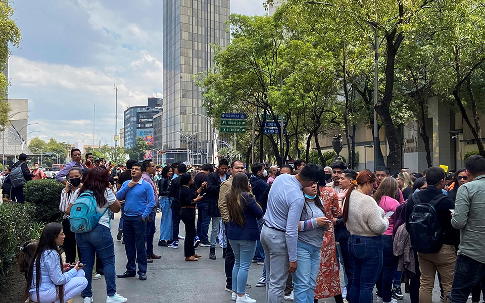 ισχυρός-σεισμός-75-βαθμών-στο-μεξικό-τ-562051537