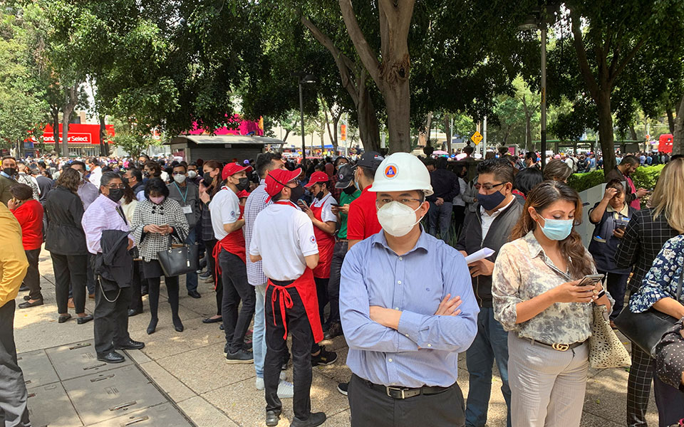 Ισχυρός σεισμός 7,5 βαθμών στο Μεξικό – Τουλάχιστον ένας νεκρός-2