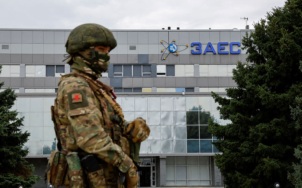 Ζαπορίζια: Έφτασε στον πυρηνικό σταθμό η αποστολή του ΔΟΑΕ-2