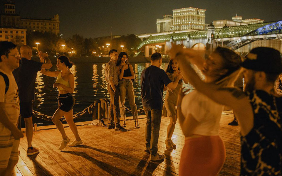 τίποτα-δεν-έχει-αλλάξει-πραγματικά-562030222