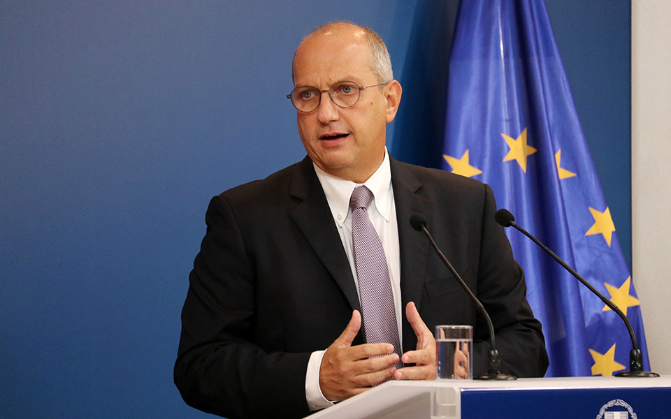 οικονόμου-για-ρωσική-υβριδική-επίθεσ-562045027