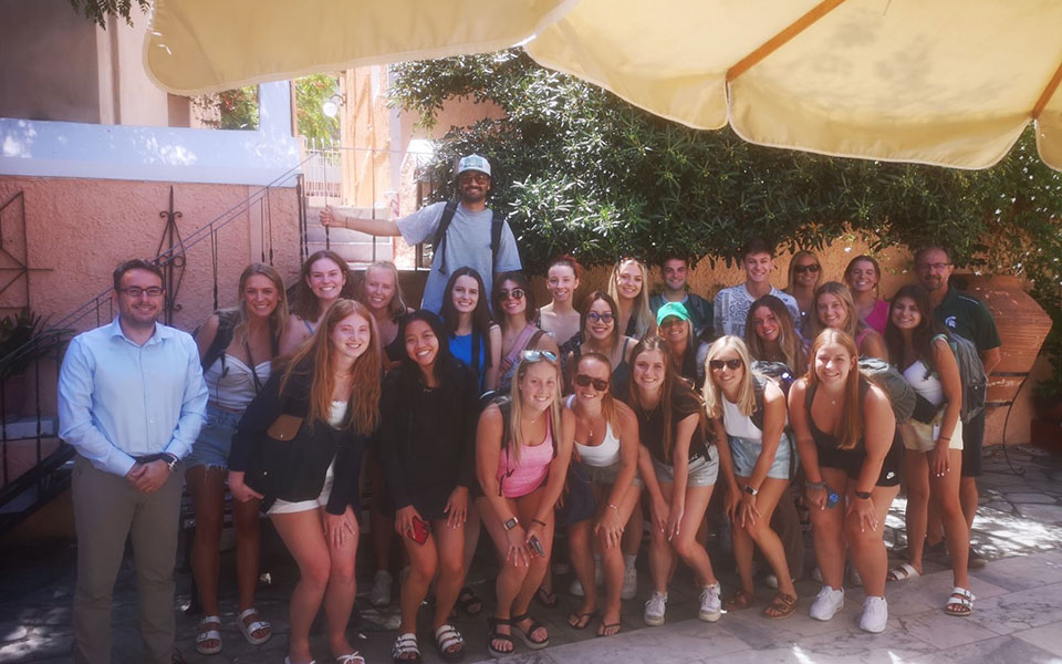 Διεθνές θερινό σχολείο στο ψηφιακό επιχειρείν-1