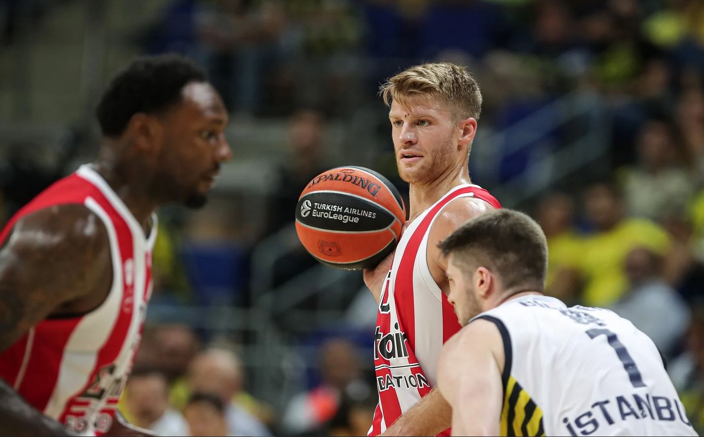 δεύτερη-νίκη-του-ολυμπιακού-επί-της-φε-562040164