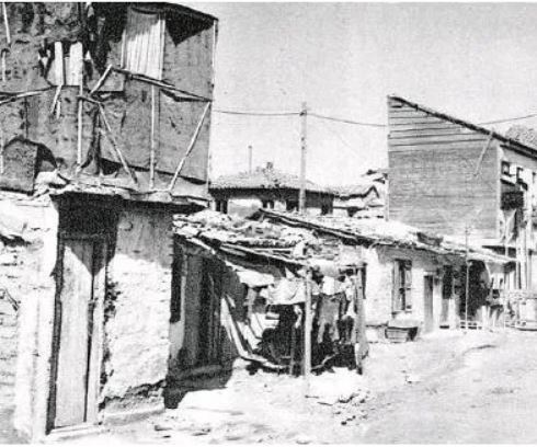 Οι παράγκες που έγιναν μητρόπολη-2