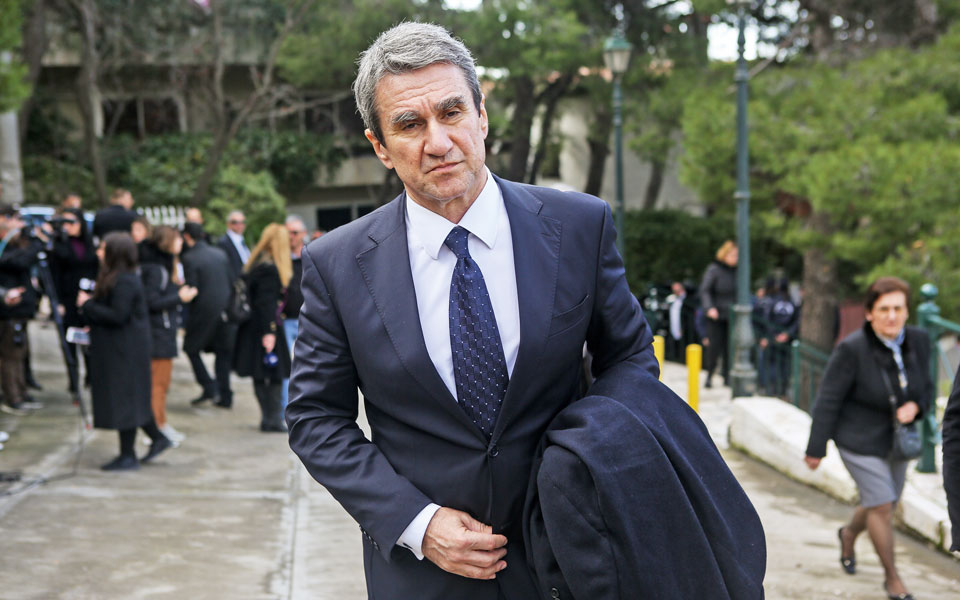 Το ΠΑΣΟΚ είναι εδώ και… αλλού-1