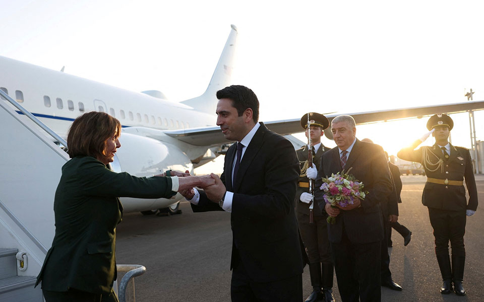 ηπα-στην-αρμενία-η-πελόζι-μετά-τις-συγκ-562049869