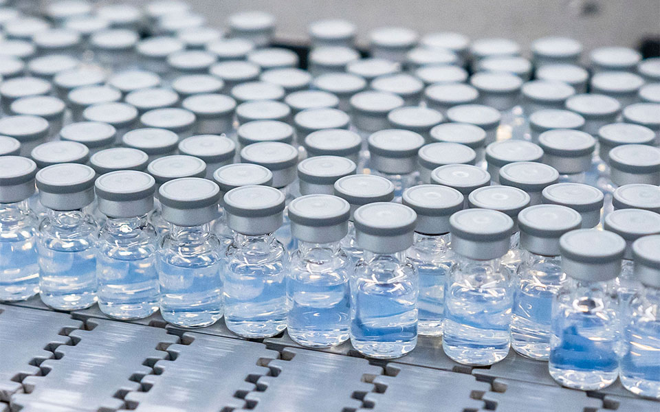 κορωνοϊός-σήμερα-οι-πρώτοι-εμβολιασμ-562042900