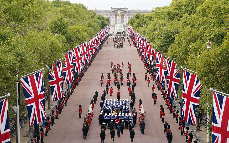 Βασίλισσα Ελισάβετ: Λαμπρή τελετή για το ύστατο χαίρε-43