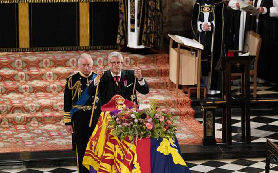 Βασίλισσα Ελισάβετ: Λαμπρή τελετή για το ύστατο χαίρε-19