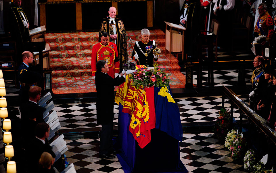 Βασίλισσα Ελισάβετ: Λαμπρή τελετή για το ύστατο χαίρε-18