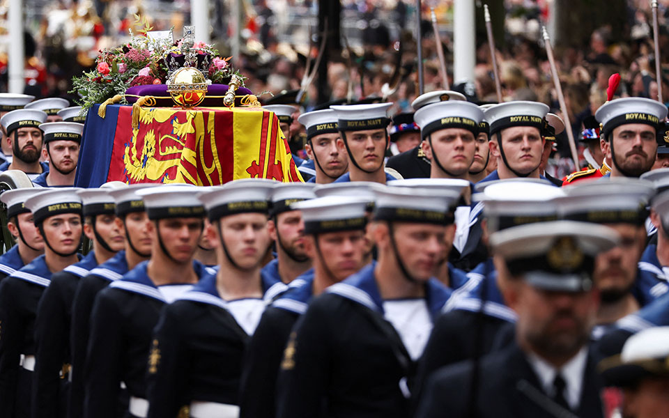 Βασίλισσα Ελισάβετ: Λαμπρή τελετή για το ύστατο χαίρε-30